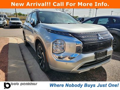 Used 2023 Mitsubishi Outlander 4WD Plug-In Hybrid