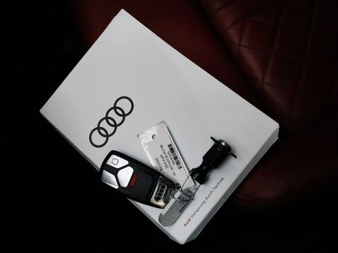 Used 2024 Audi S4 Premium Plus AWD/4WD image 23