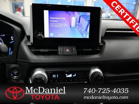 Used 2023 Toyota RAV4 XLE Premium image 15
