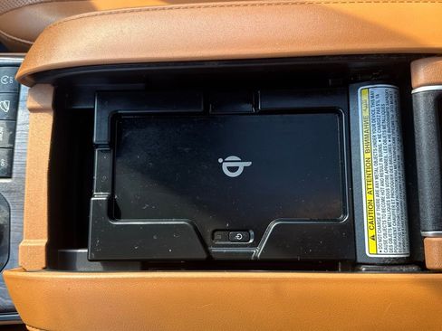 Used 2021 Toyota Highlander Platinum image 32