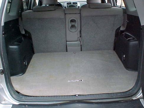 Used 2009 Toyota RAV4 4WD image 7