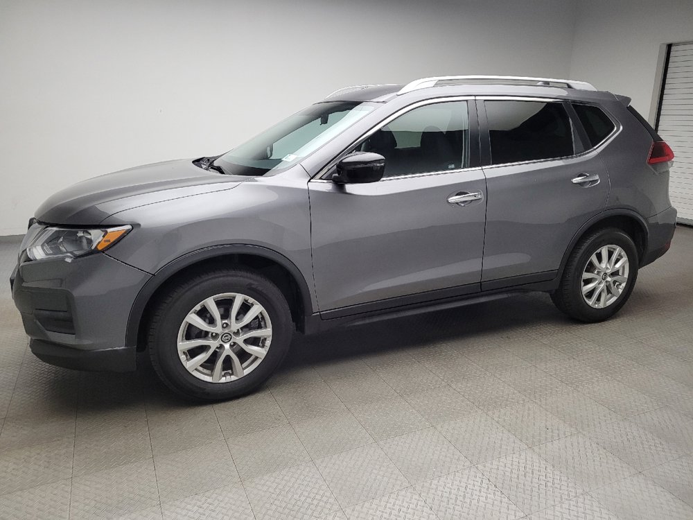 Used 2018 Nissan Rogue SV FWD image 2