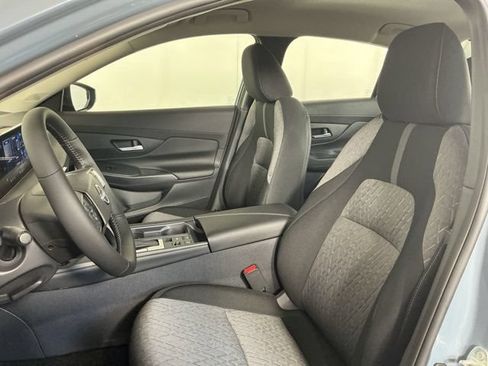 New 2026 Nissan Sentra SV w/ SV Convenience Package FWD image 16