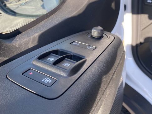 New 2026 RAM ProMaster 1500 w/ Convenience Group image 12