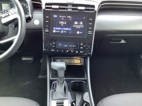 Used 2024 Hyundai Tucson SEL image 17