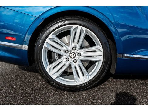 Used 2020 Bentley Continental GT image 15
