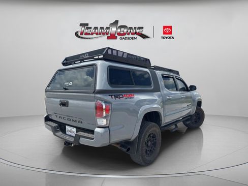 Used 2020 Toyota Tacoma TRD Sport AWD/4WD image 7