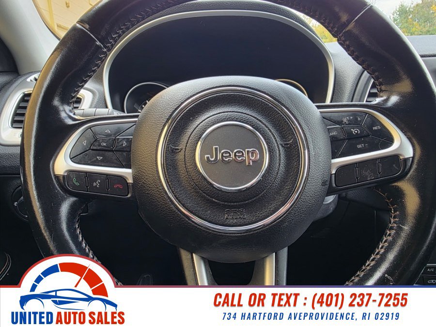 Used 2020 Jeep Compass Latitude AWD/4WD image 17
