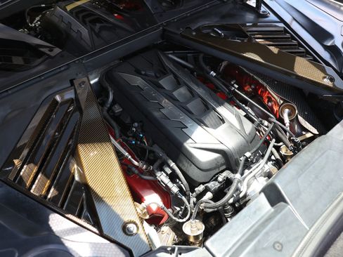Used 2020 Chevrolet Corvette Stingray Premium Cpe w/ 3LT Preferred Equipment Group RWD image 51