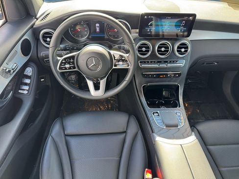 Certified 2022 Mercedes-Benz GLC 300 4MATIC image 17