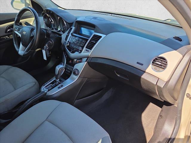 Used 2014 Chevrolet Cruze LT w/ RS Package FWD image 20