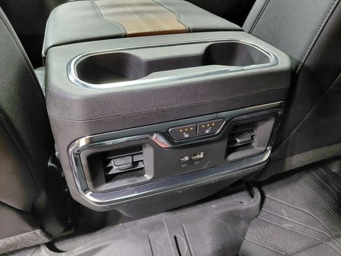 Used 2023 Chevrolet Silverado 1500 High Country w/ High Country Premium Package AWD/4WD image 46