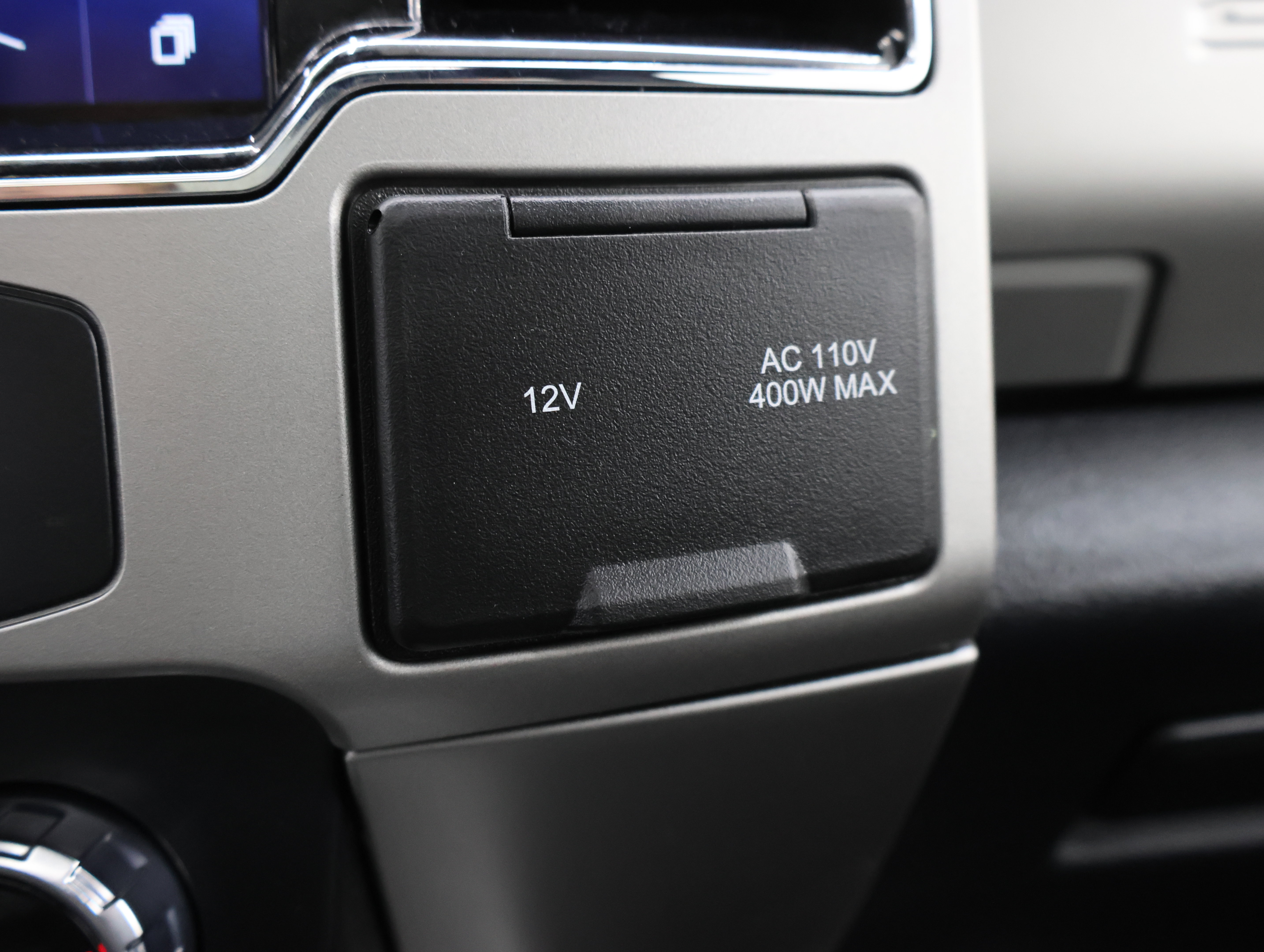 Used 2022 Ford F250 Lariat w/ Tremor Off-Road Package AWD/4WD image 55