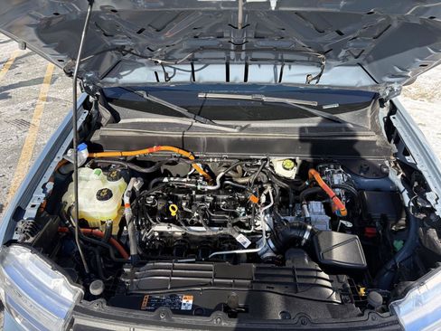 Used 2024 Ford Maverick Lariat image 25