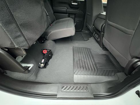 Used 2023 Chevrolet Silverado 2500 LT w/ Convenience Package image 35