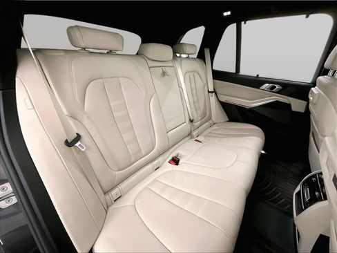 Used 2020 BMW X5 xDrive40i w/ Executive Package AWD/4WD image 27