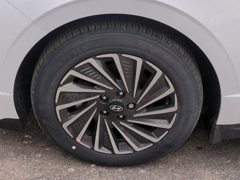 New 2025 Hyundai Sonata SEL image 7