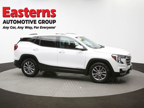 Used 2024 GMC Terrain SLT image 49