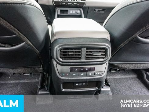 Used 2025 Honda Pilot EX-L image 33