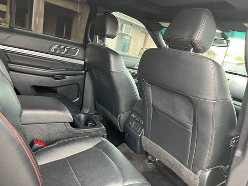 Used 2016 Ford Explorer Sport w/ Equipment Group 401A AWD/4WD image 35