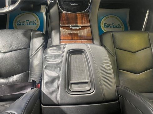 Used 2015 Cadillac Escalade Premium AWD/4WD image 16