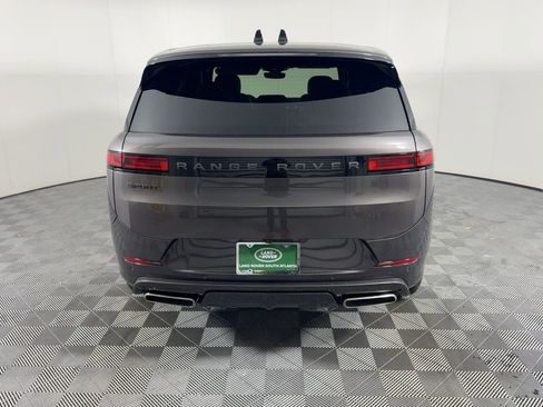 New 2026 Land Rover Range Rover Sport Dynamic SE image 10