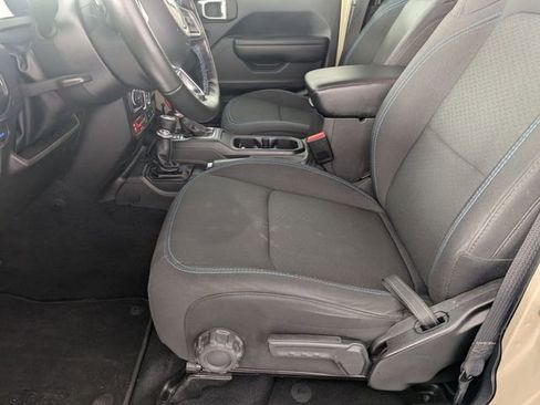 Used 2022 Jeep Wrangler Unlimited Rubicon 4xe w/ Cold Weather Group image 12