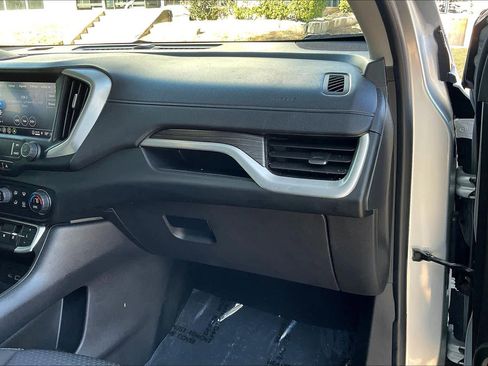 Used 2022 GMC Terrain SLE w/ Driver Convenience Package image 64