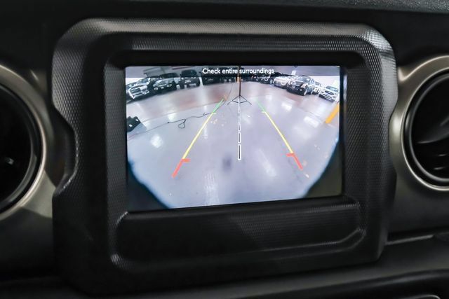 Used 2018 Jeep Wrangler Sport AWD/4WD image 20