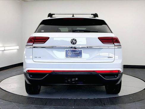Certified 2023 Volkswagen Atlas Cross Sport SE w/ Panoramic Sunroof Package AWD/4WD image 6