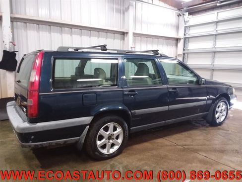 Used 1999 Volvo V70 Cross Country image 3