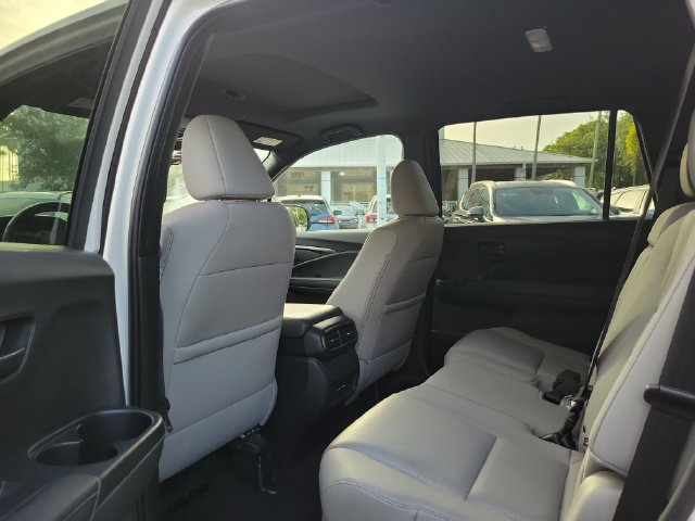 Used 2024 Honda Passport EX-L image 7