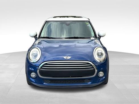 Used 2015 MINI Cooper 2-Door Hardtop image 8