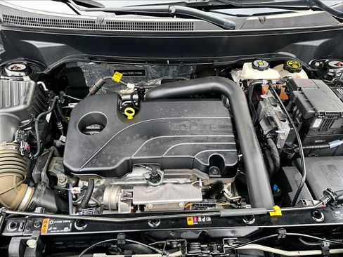 Used 2023 GMC Terrain SLE w/ Driver Convenience Package image 30