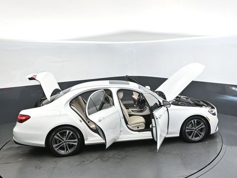 Used 2021 Mercedes-Benz E 350 Sedan image 52