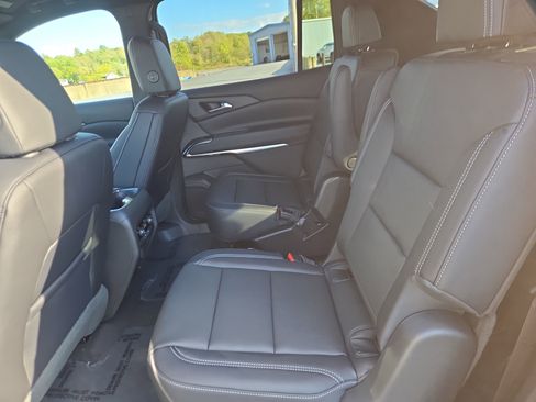 New 2026 Chevrolet Traverse LT w/ Driver Confidence Package image 13