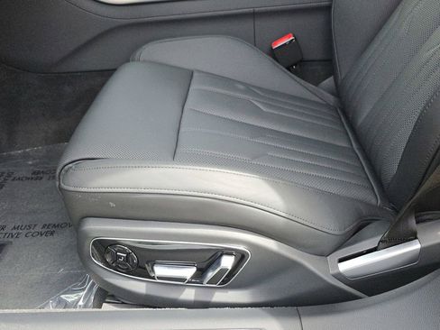 New 2026 Audi A8 L 3.0T AWD/4WD image 17
