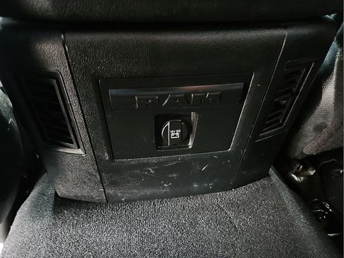 Used 2018 RAM 1500 Sport w/ Hydro Blue Sport Package AWD/4WD image 15