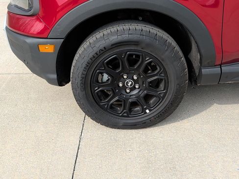 Used 2025 Ford Bronco Sport Badlands image 28