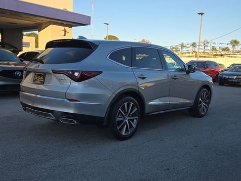 New 2026 Acura MDX w/ Technology Package FWD image 4