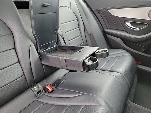 Used 2015 Mercedes-Benz C 300 4MATIC Sedan image 13