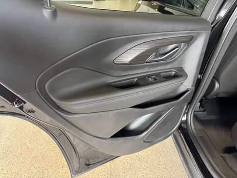 Certified 2023 GMC Terrain SLE w/ Driver Convenience Package image 11