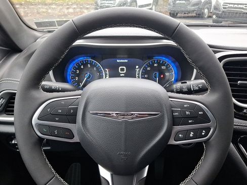 New 2026 Chrysler Pacifica Select image 14