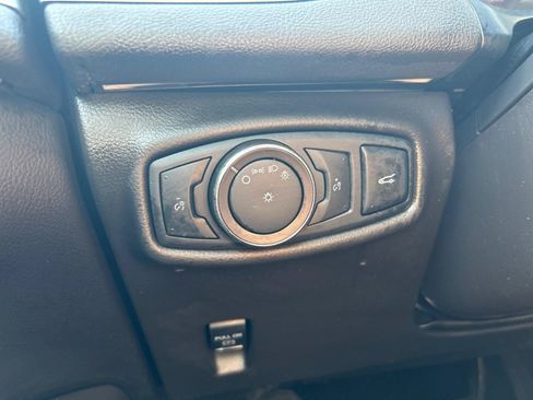 Used 2014 Lincoln MKZ AWD image 17