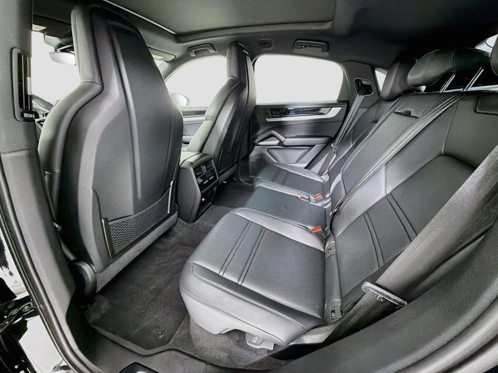 Certified 2026 Porsche Cayenne S AWD/4WD image 24