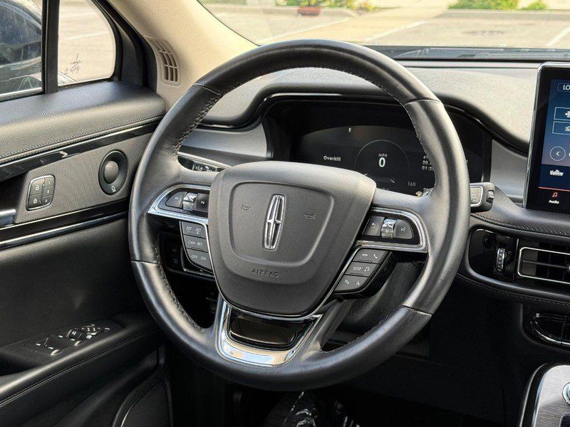 Certified 2023 Lincoln Nautilus Reserve w/ Monochromatic Package AWD/4WD image 17