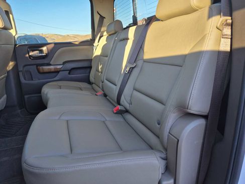 Used 2018 GMC Sierra 1500 SLT image 31