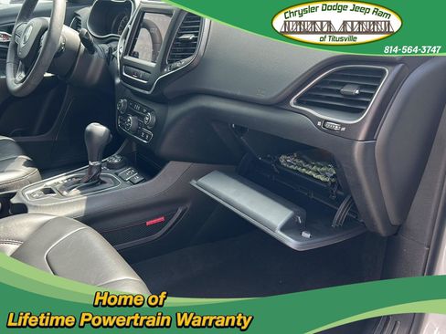 Used 2022 Jeep Cherokee Trailhawk AWD/4WD image 42