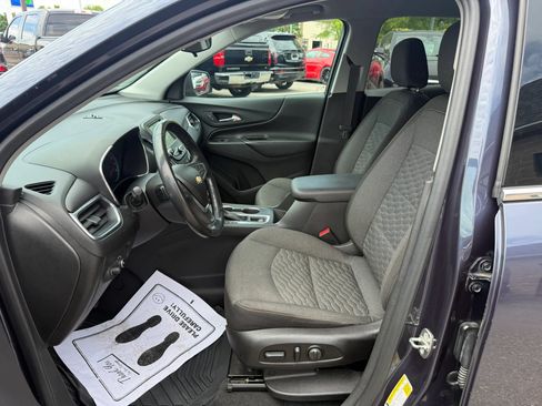 Used 2018 Chevrolet Equinox LT FWD image 15