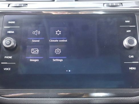Used 2019 Volkswagen Tiguan SEL w/ 3rd Row Seat Package AWD/4WD image 20